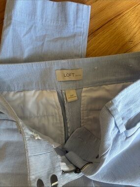 LOFT Pale Blue stripes Straight Leg cropped pants